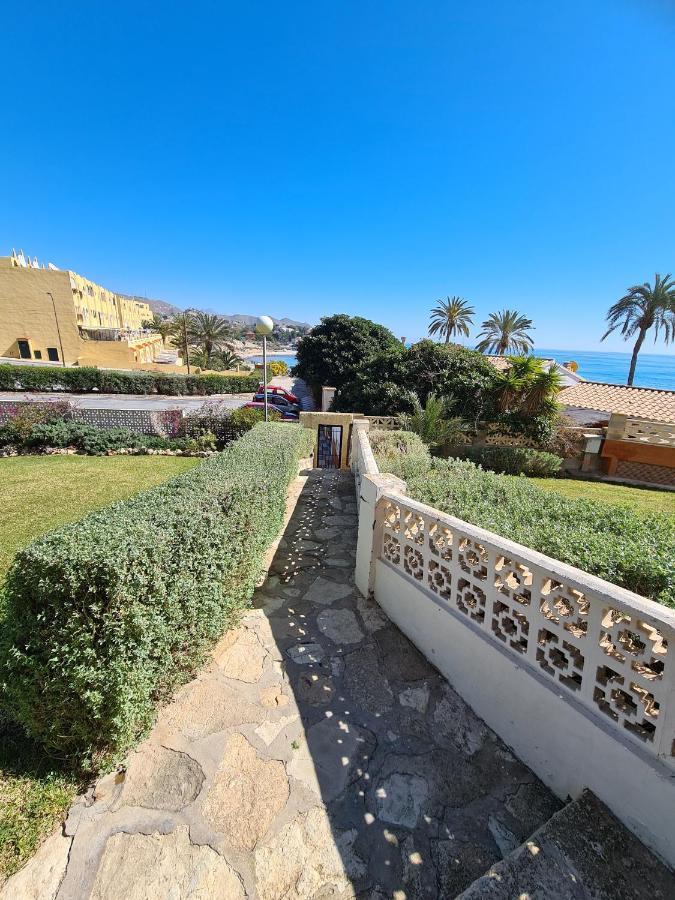 Room In Apartment - 1St Line Top Floor Apartment Carrer del Mar Exterior foto