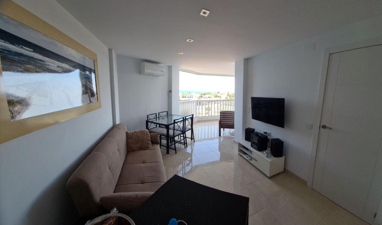Room In Apartment - 1St Line Top Floor Apartment Carrer del Mar Exterior foto